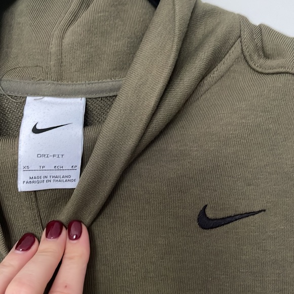 Nike sweatshirt - Picture 3 of 3